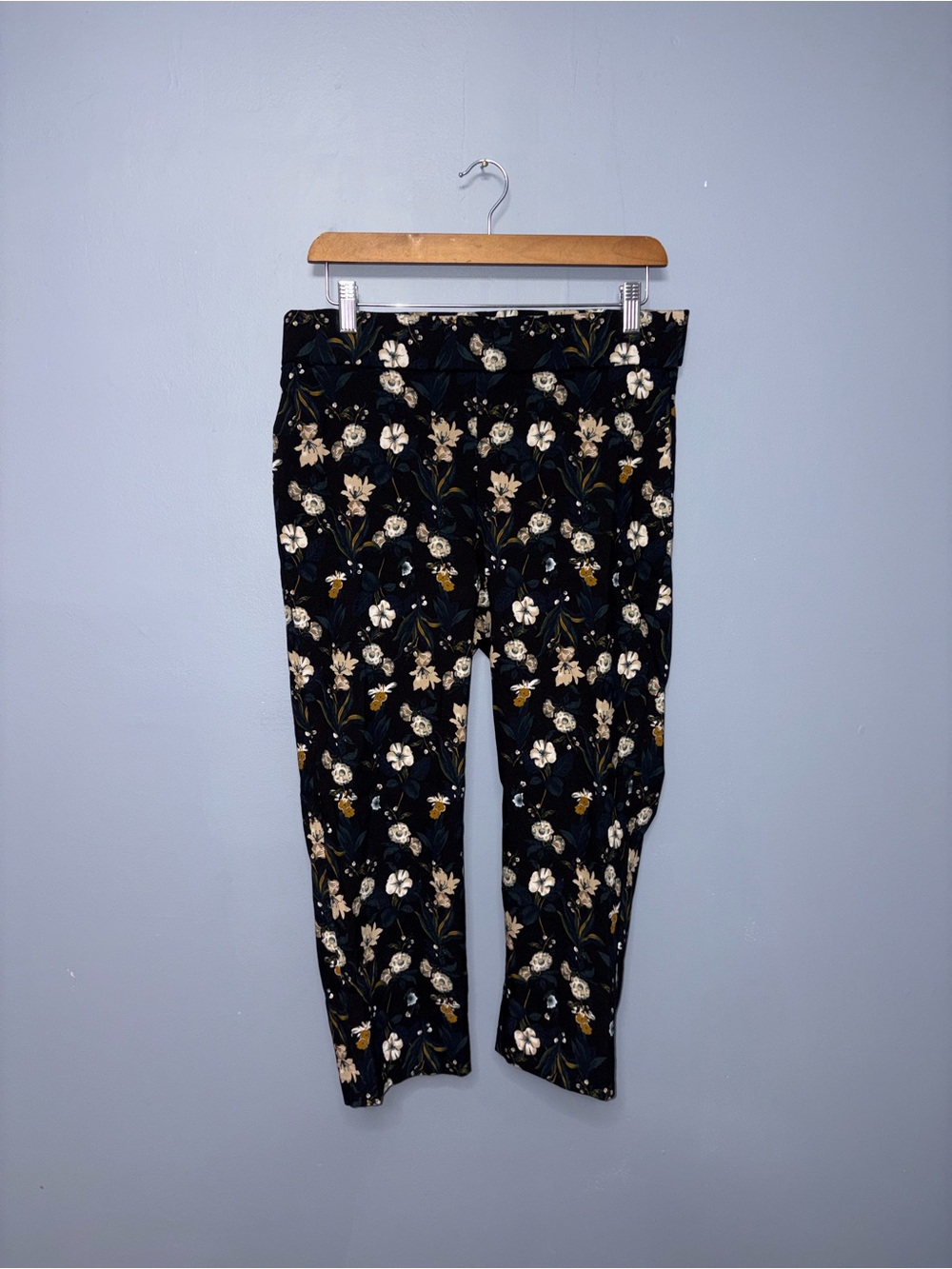 Laura Plus | Black Floral Pants | Size 1X